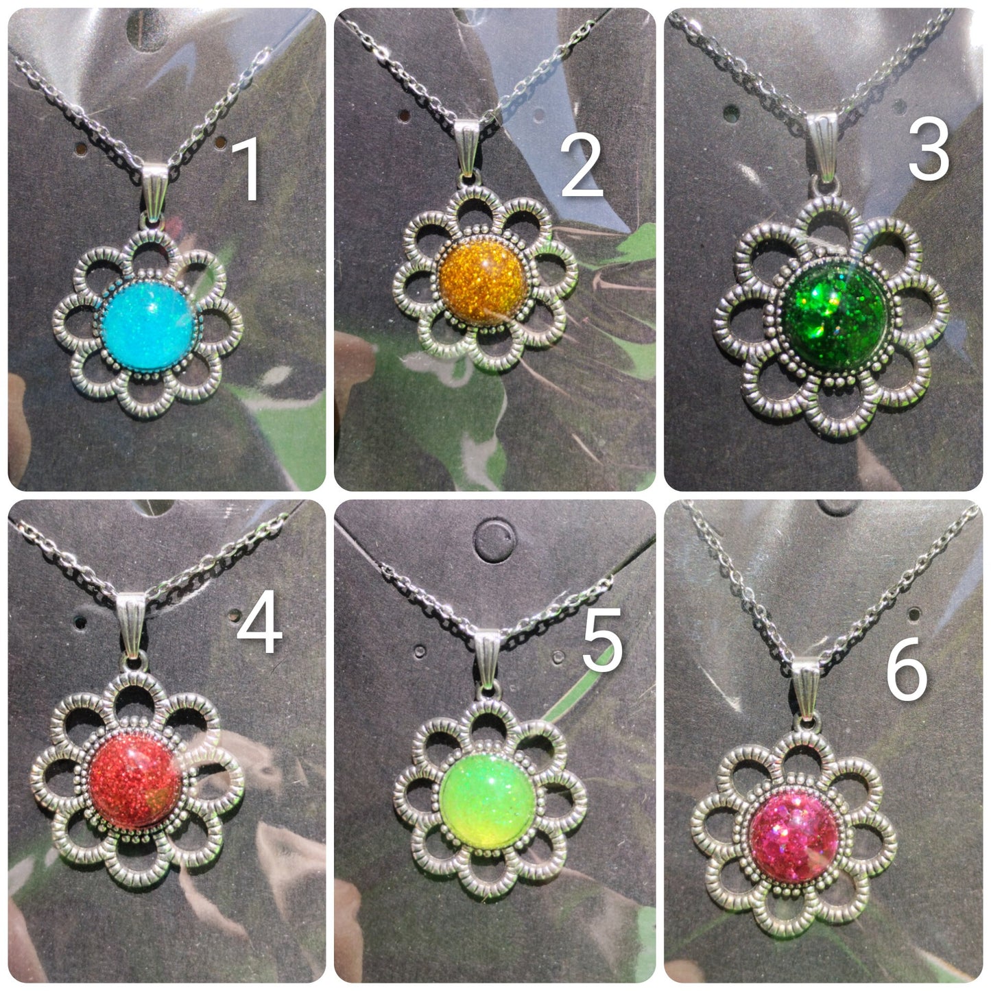 Collier et pendentif fleur 6 colories